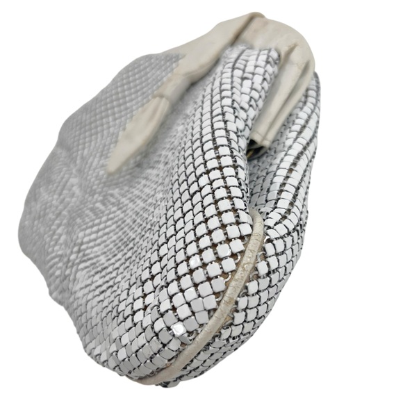 Vintage White Metal Mesh Clutch Purse - Picture 4 of 15